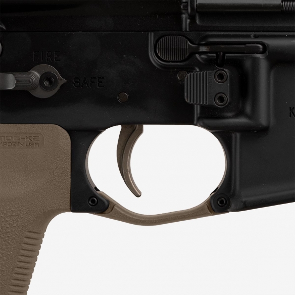 Magpul MOE Enhanced Trigger Guard Polymer AR15-M4 Mounted Millbrook Tactical LEAF Program Canada